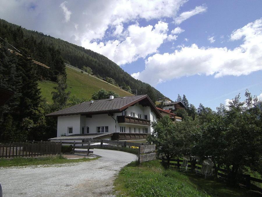 Ferienwohnung Mondial Neustift im Stubaital Luaran gambar