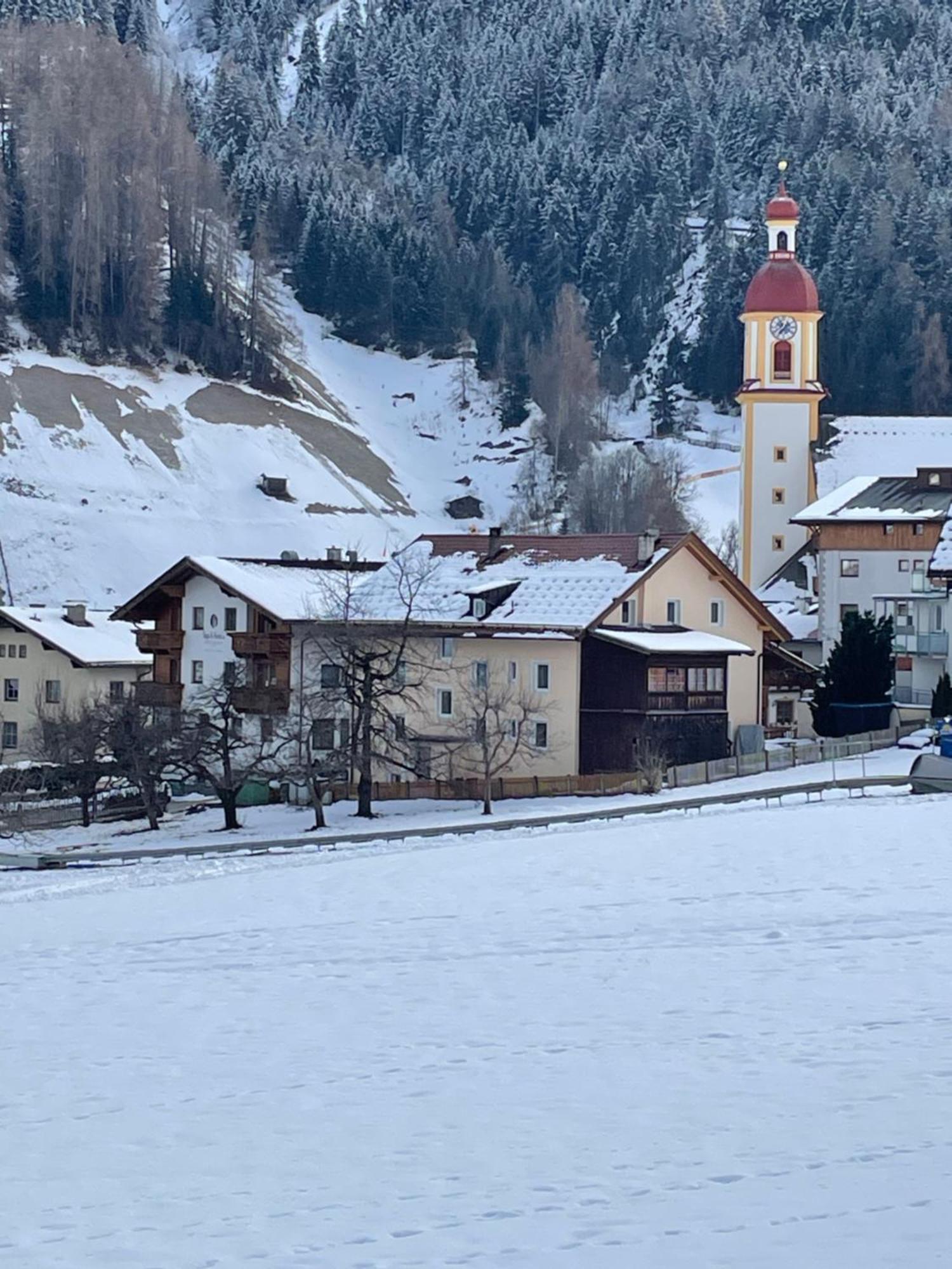 Ferienwohnung Mondial Neustift im Stubaital Luaran gambar