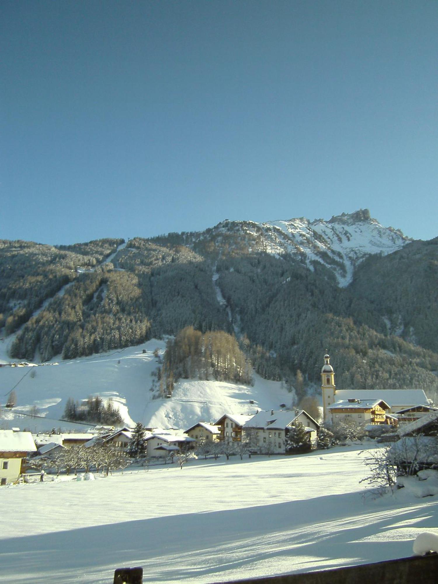 Ferienwohnung Mondial Neustift im Stubaital Luaran gambar