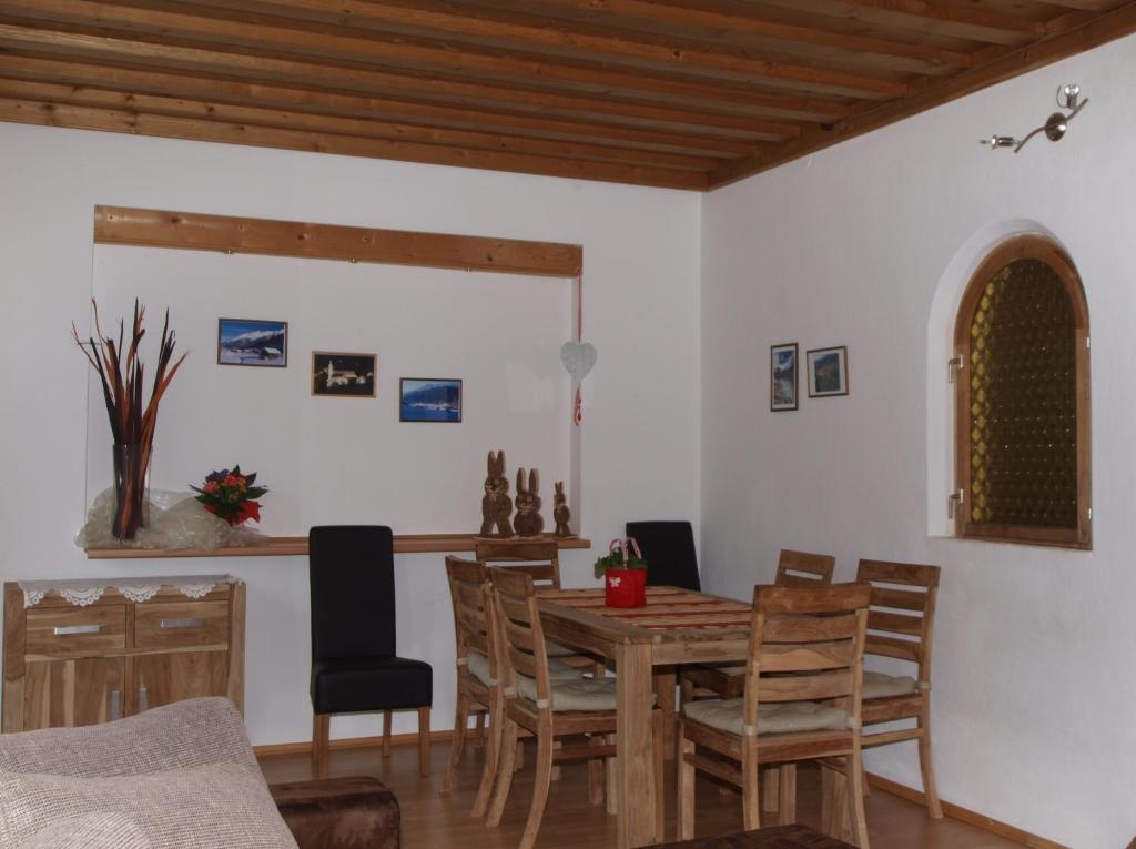 Ferienwohnung Mondial Neustift im Stubaital Bilik gambar
