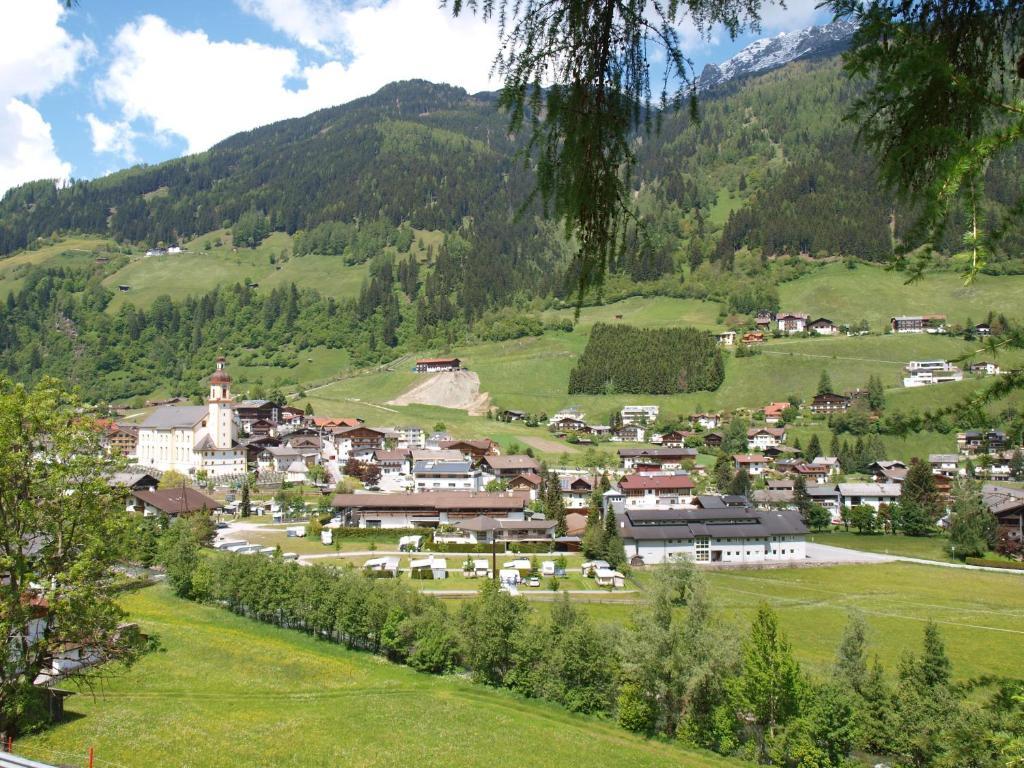 Ferienwohnung Mondial Neustift im Stubaital Luaran gambar